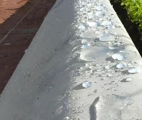 左贡硅烷浸渍涂料在混凝土保护中的应用